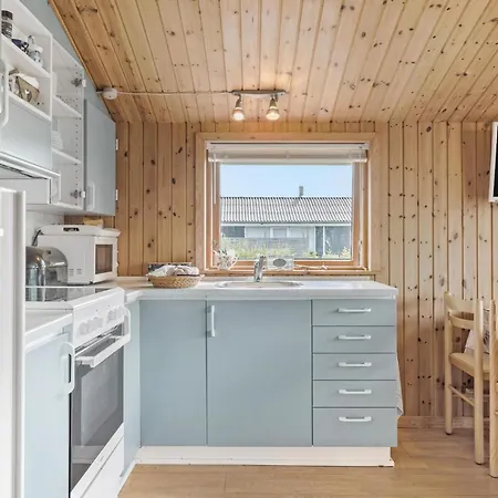 Holiday home Beautiful In With Kitchen