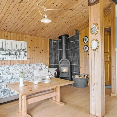 Beautiful In With Kitchen *