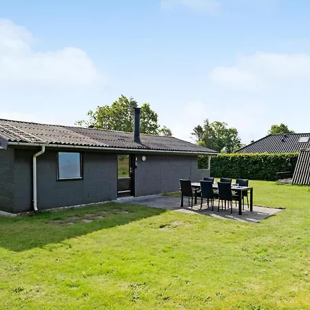 2 Bedroom In Hadsund