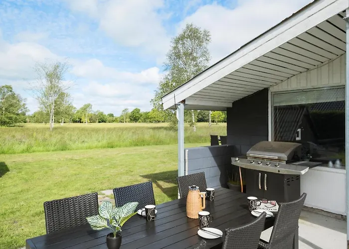 2 Bedroom In 別荘 Hadsund